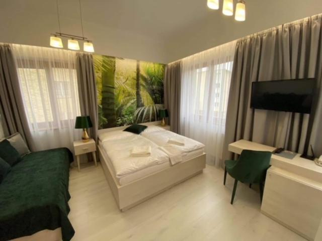 ברדיוב Hotel Artin מראה חיצוני תמונה