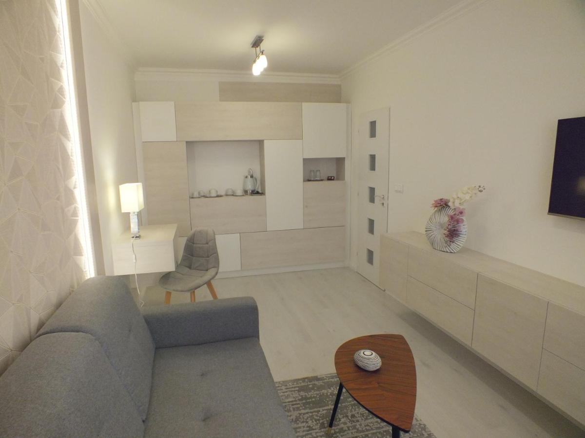 ברדיוב Hotel Artin מראה חיצוני תמונה
